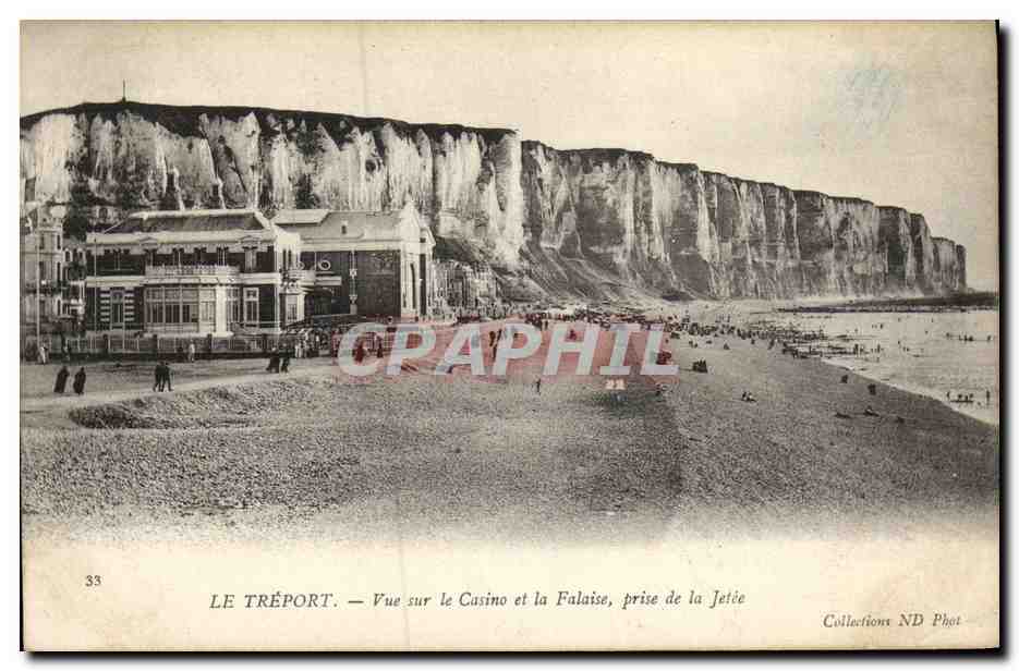 CPA Le Treport Vue Sur le Casino et la Falaise de la Jetee