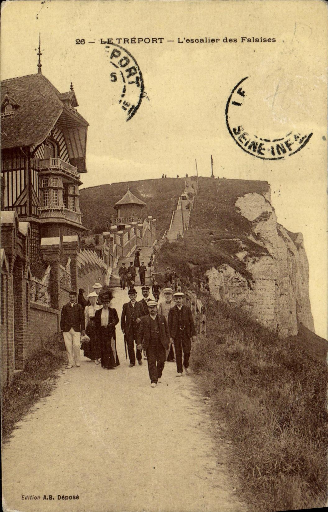 CPA Le Treport L escalier des Falaises