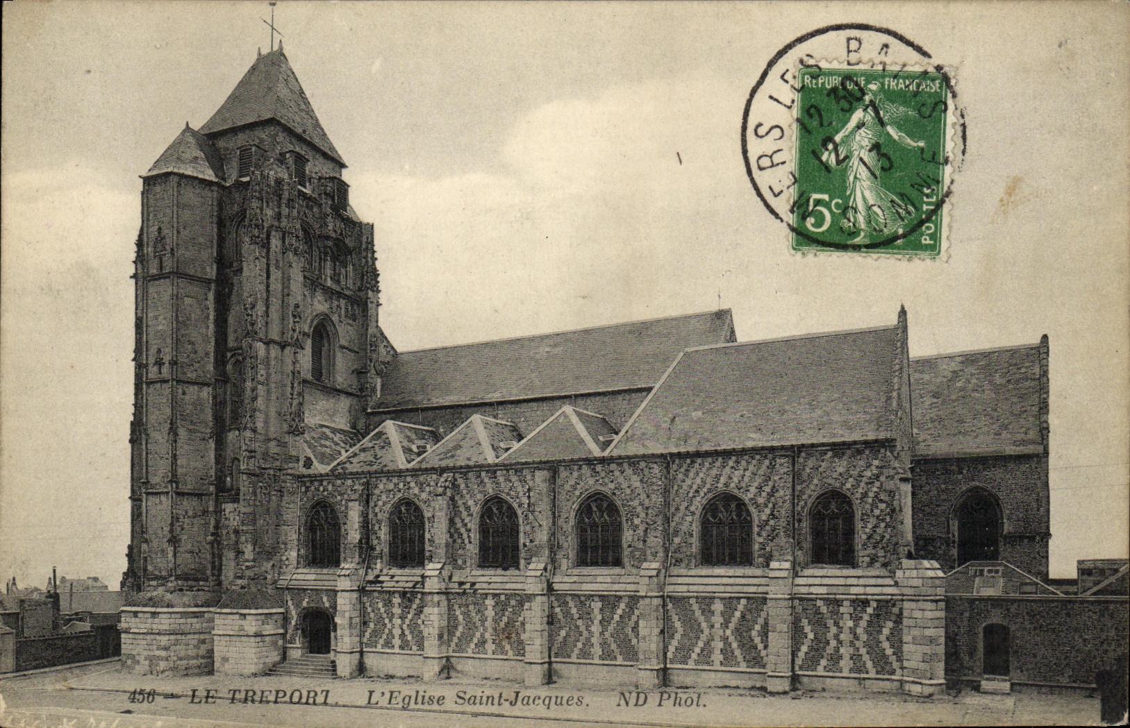 CPA Le Treport L Eglise Saint Jacques