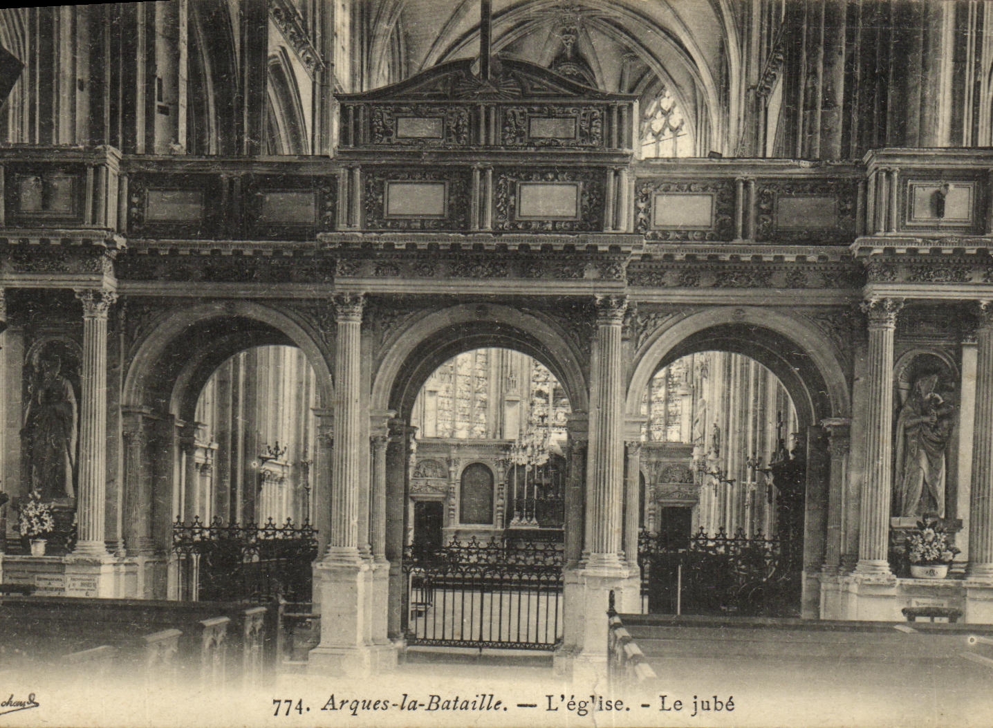 CPA Arques la Bataille L Eglise Le jube
