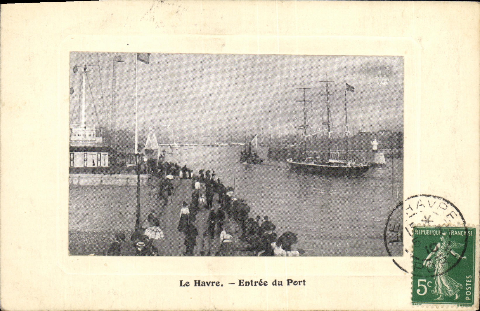 CPA Le Havre Entree du Port Bateau Voilier 