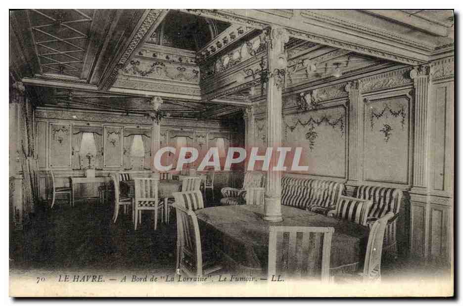 CPA Le Havre A bord du Lorraine Le fumoir Bateau