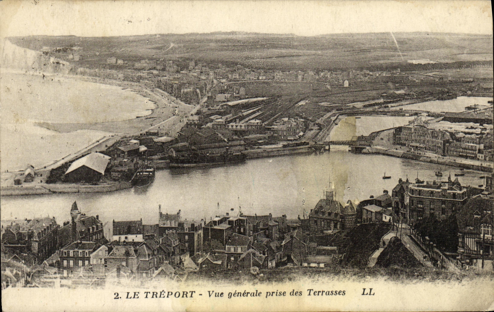 CPA Le Treport Vue Generale Prise des Terrasses