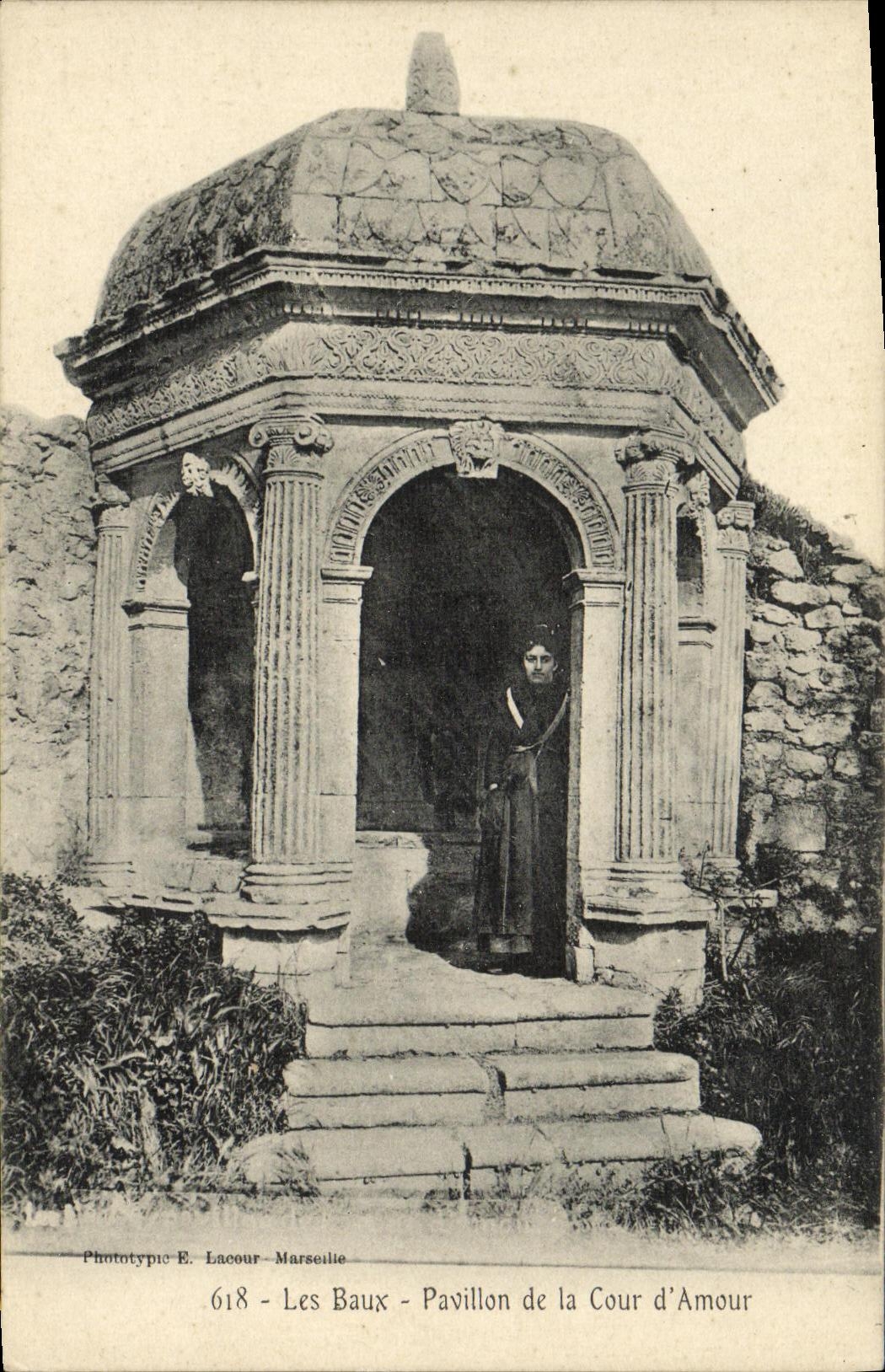 Les Baux - Pavillon de la Cour d'Amour — Phototypie E. Lacour - Marseille, n°618
