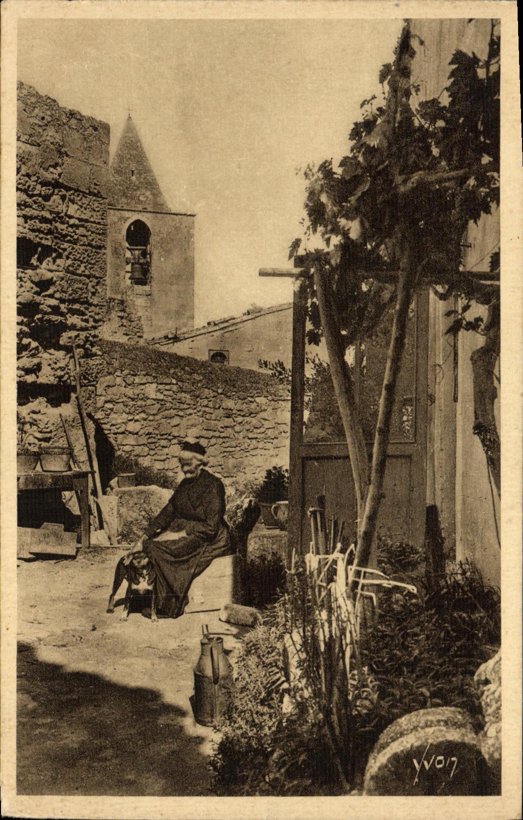 Les Baux (Bouches-du-Rhône) — Un coin du Vieux Village — Yvon