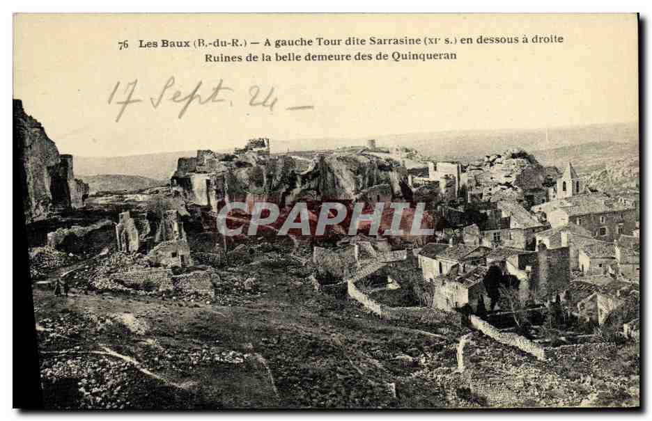 CPA Les Baux A Gauche Tour dite Sarrasine