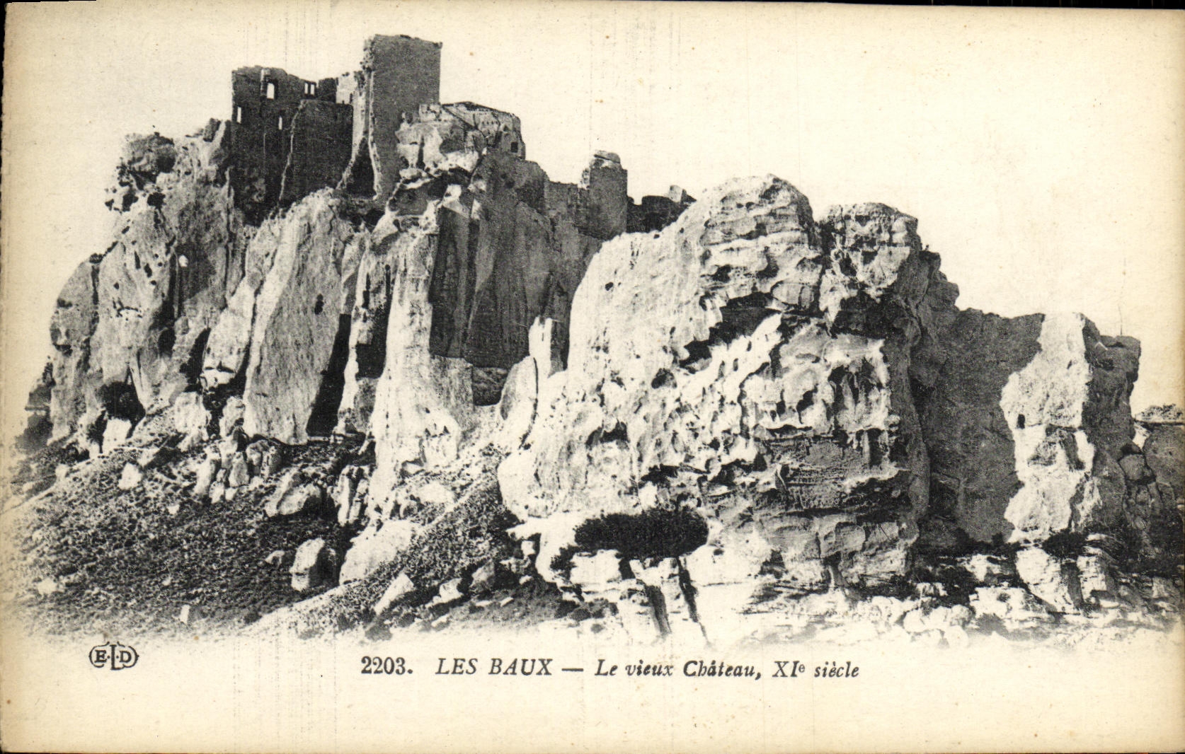 Les Baux — Le vieux Château, XIe siècle — ELD, n° 2203