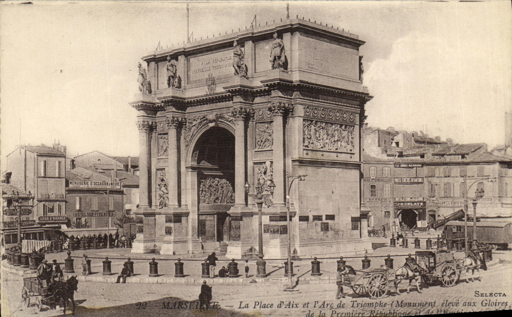 CPA Marseille La place d Aix et l arc de triomphe 