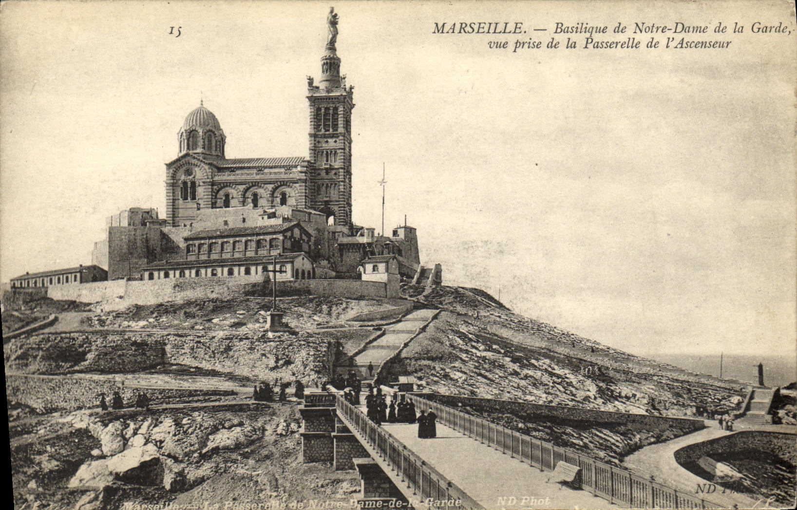 CPA Marseille Basilique de Notre Dame de la Garde vue prise de la passerelle de l ascenseur