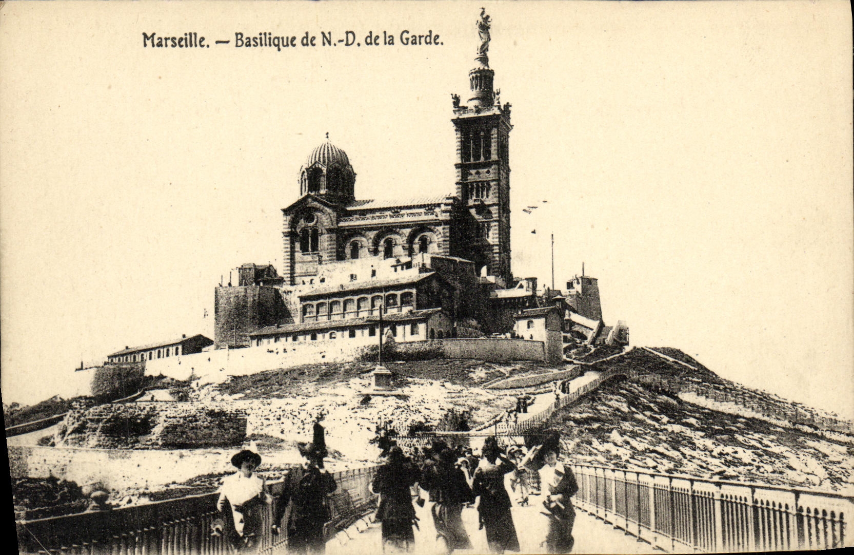 CPA Marseille Notre Dame de la Garde Basilique