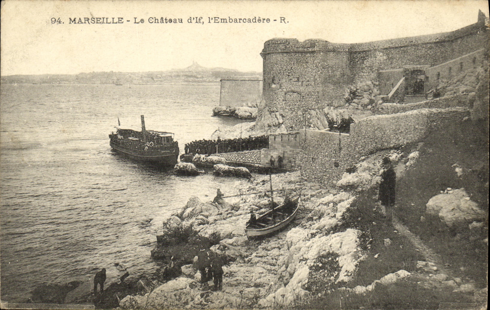 CPA Marseille Le Chateau d If l Embarcadere 