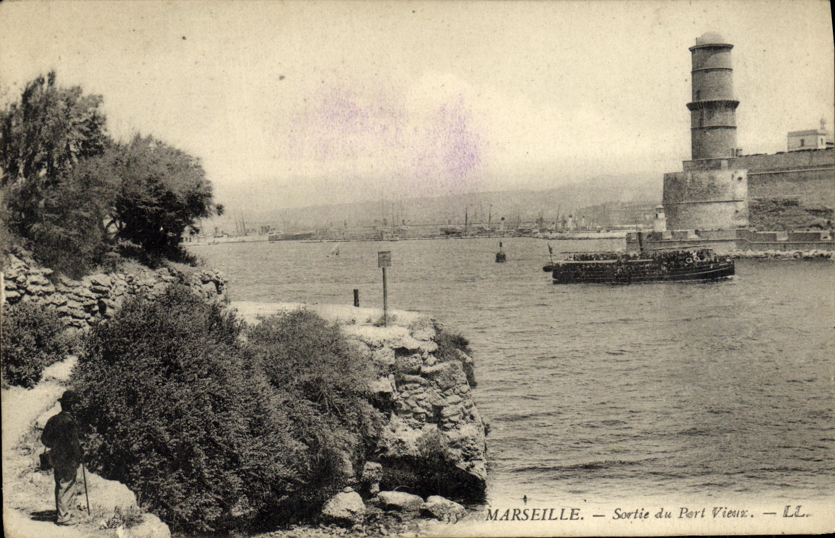 CPA Marseille Sortie de Port Vieux Bateau