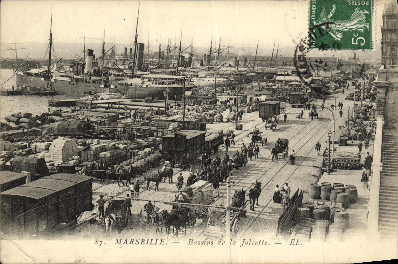 CPA Marseille Bassins de la Joliette Bateaux