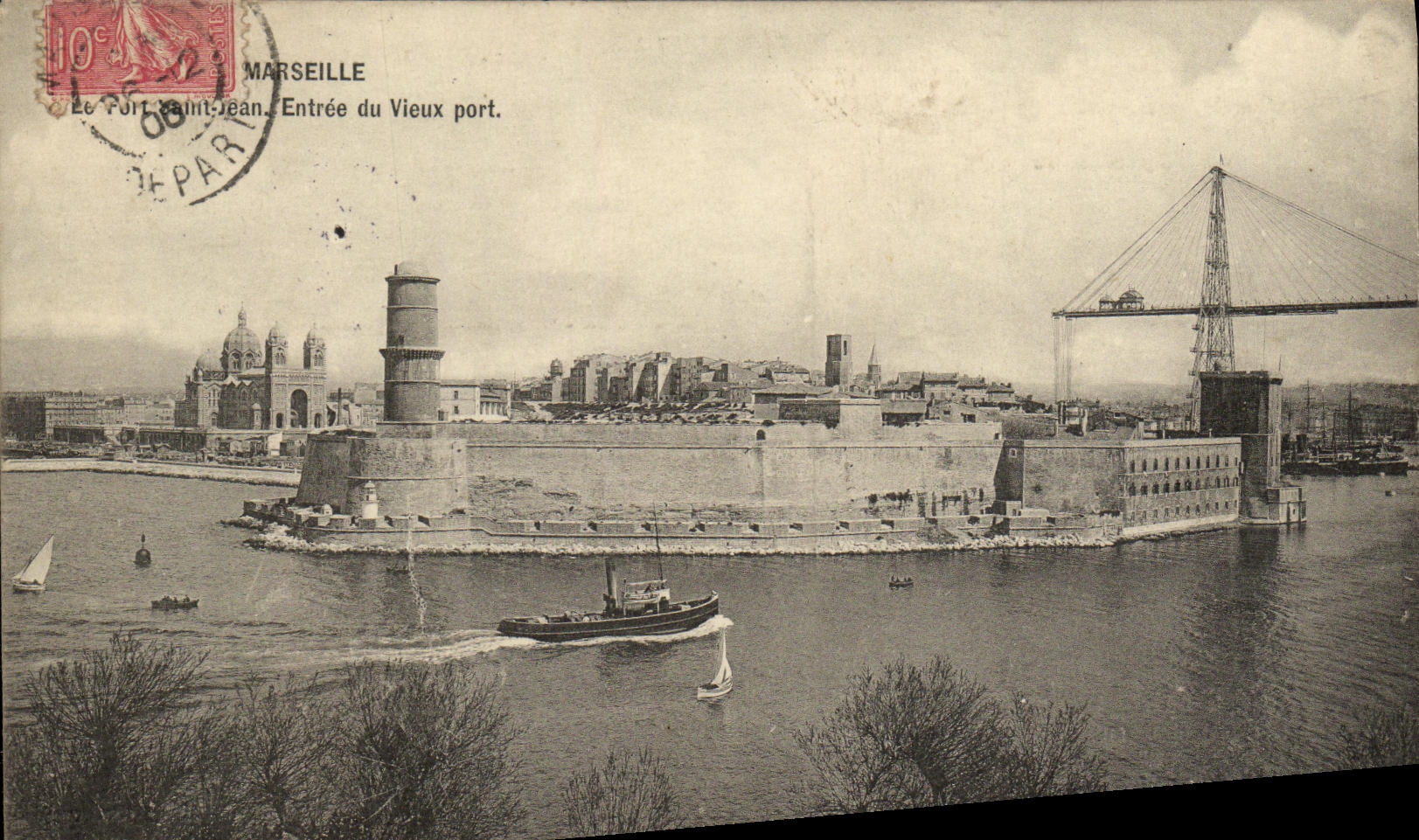 CPA Marseille Le Fort Entree du Vieux Port 