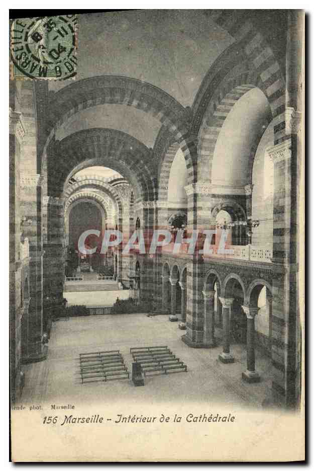 CPA Marseille Interieur de la Cathedrale 