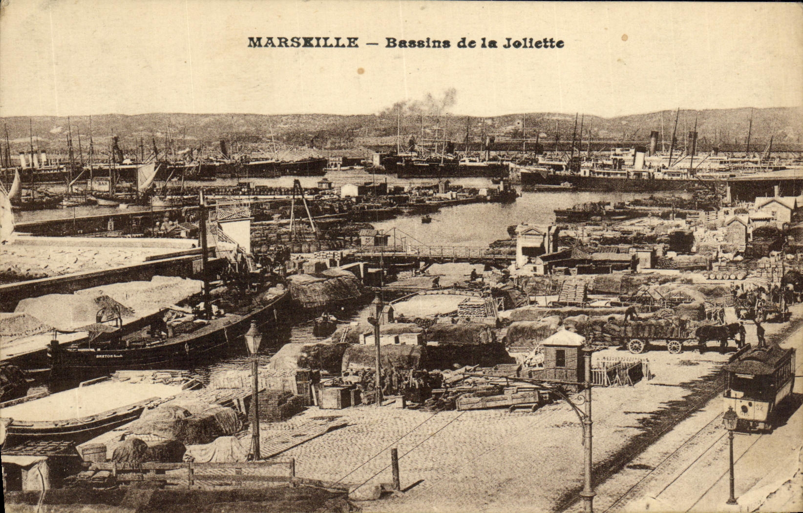 CPA Marseille Bassins de la Joliette Bateaux