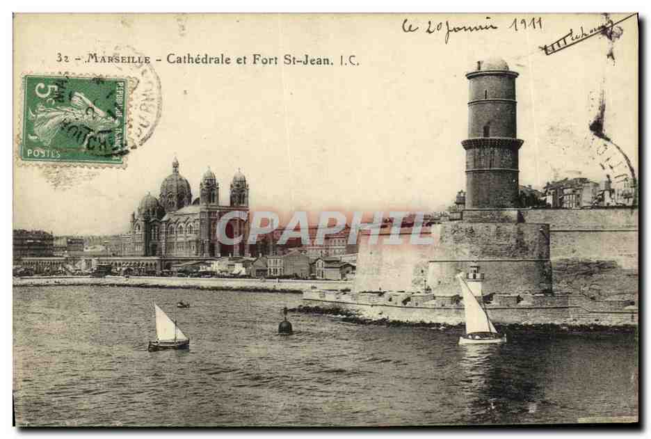 CPA Marseille Cathedrale et Fort St Jean