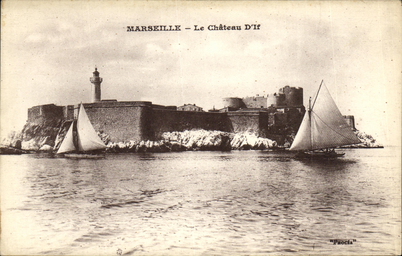 CPA Marseille Le Chateau d If Bateaux