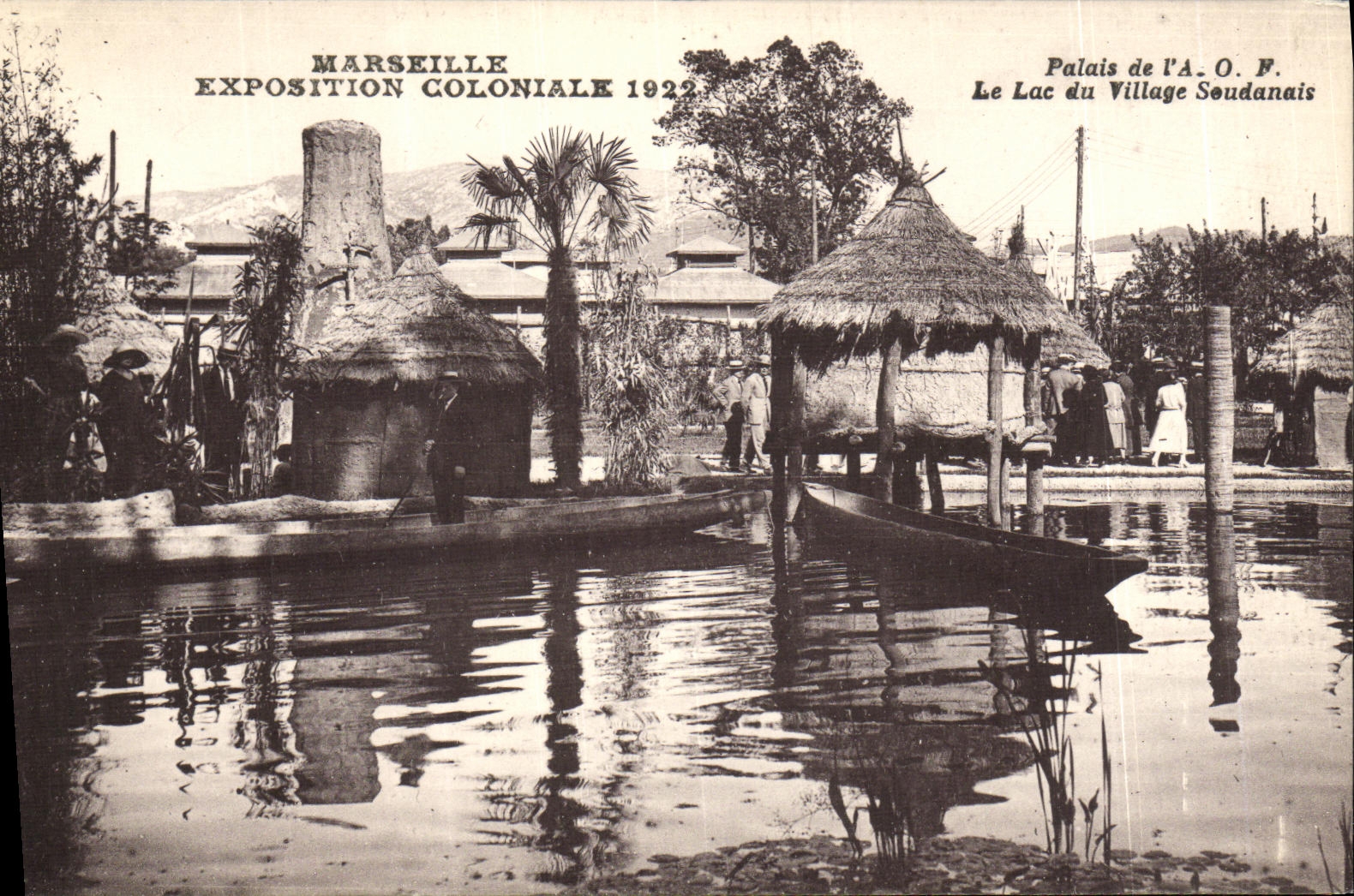 CPA Marseille Exposition Coloniale Palais de l A O F Le Lac du Village Soudanais 