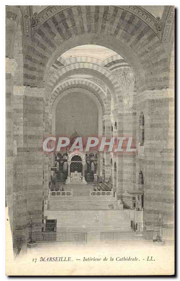 CPA Marseille Interieur de la Cathedrale 