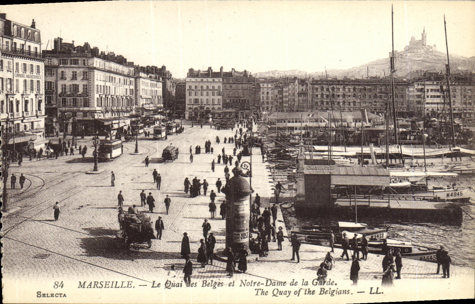 CPA Marseille Le Quai des Belges et Notre Dame de la Garde
