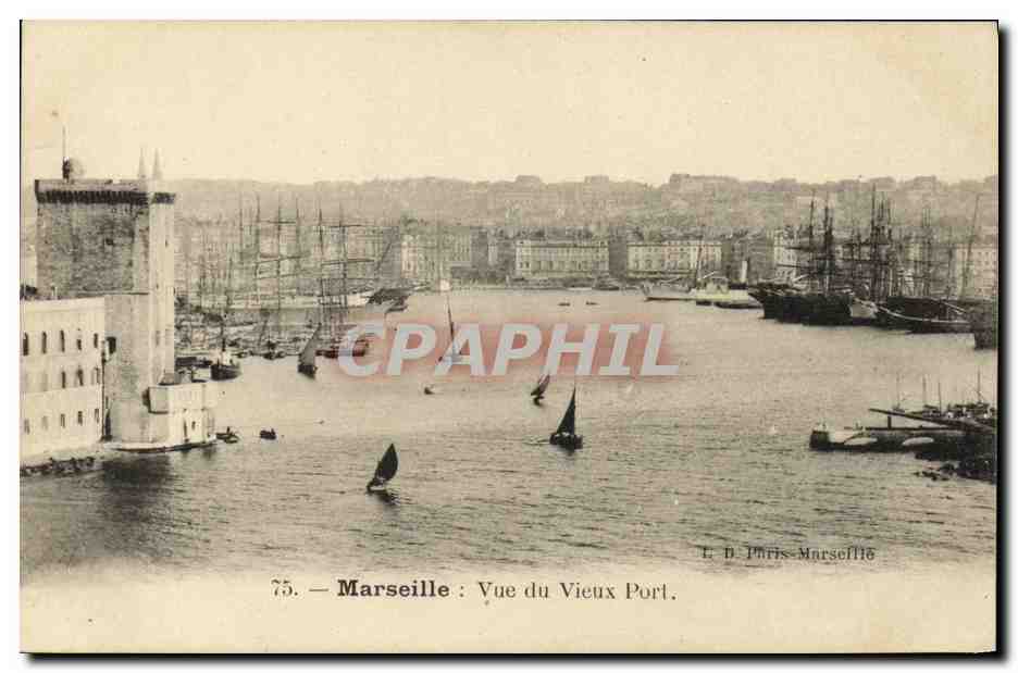 CPA Marseille Vue du Vieux Port Bateaux