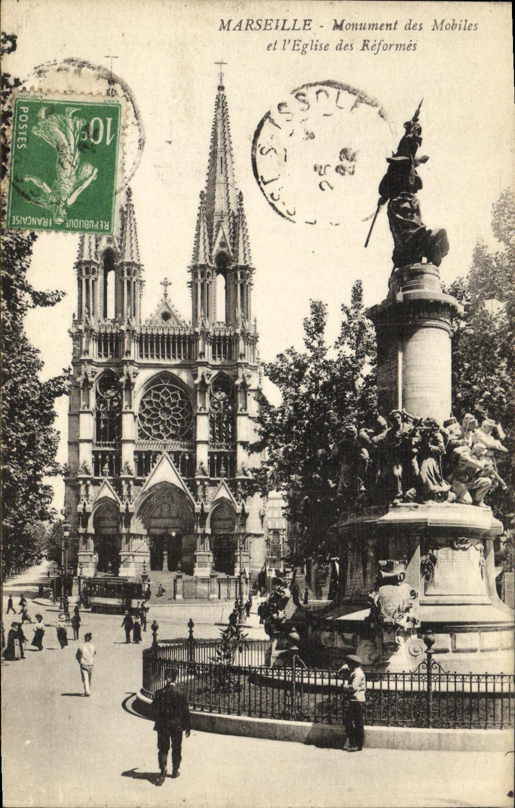 CPA Marseille Monument des Mobiles et l Eglise des Reformes