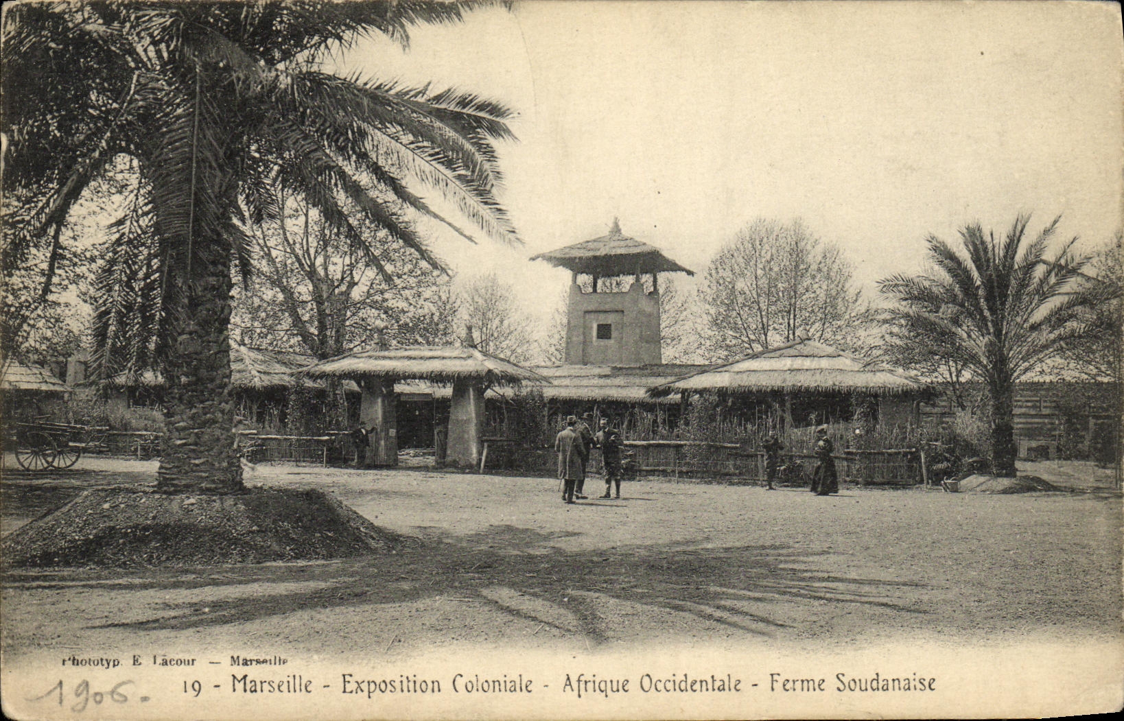CPA Marseille Exposition Coloniale Afrique occidentale Ferme soudanaise Soudan