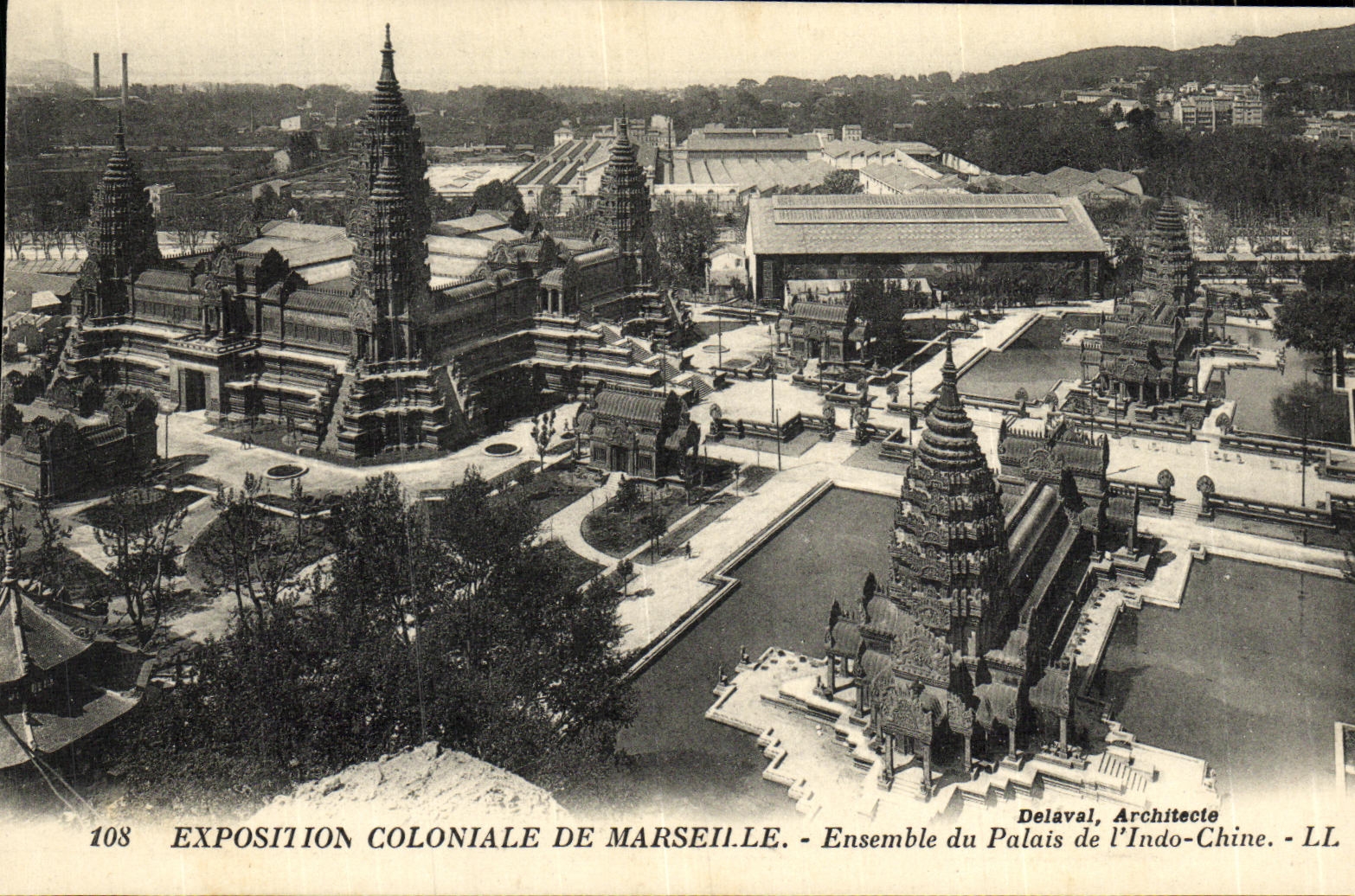 CPA Marseille Exposition Coloniale Ensemble du palais de L Indo Chine