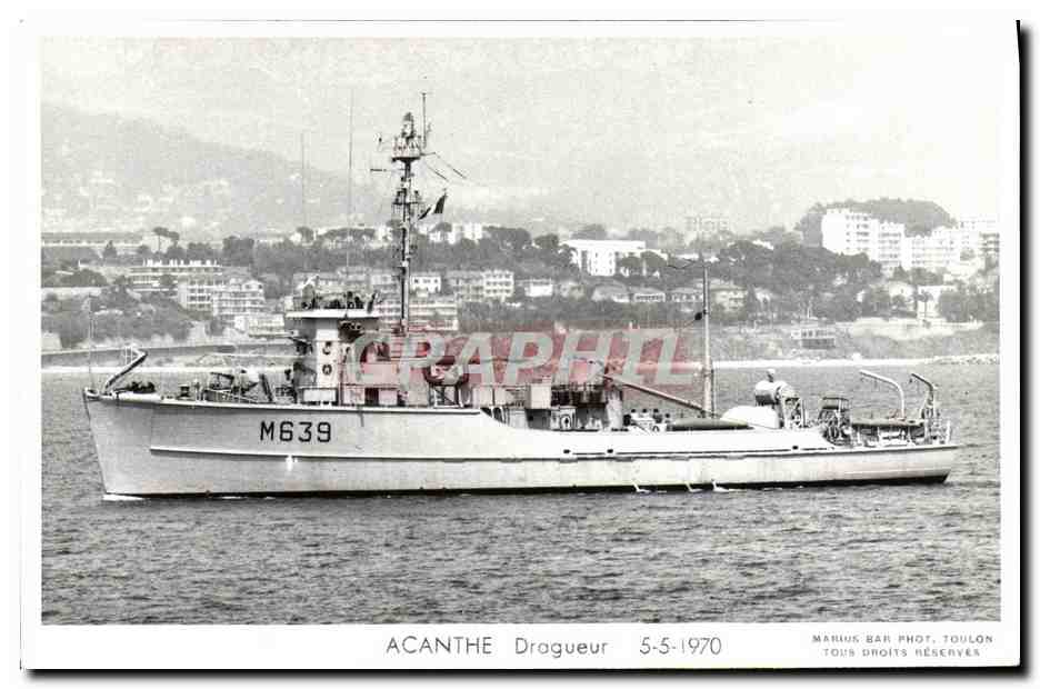 CPM Bateau Guerre Acanthe Dragueur 1975