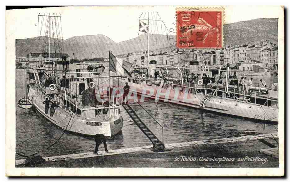 Toulon - Contre-torpilleurs au Petit-Rang — Éditeur L.V. n°26