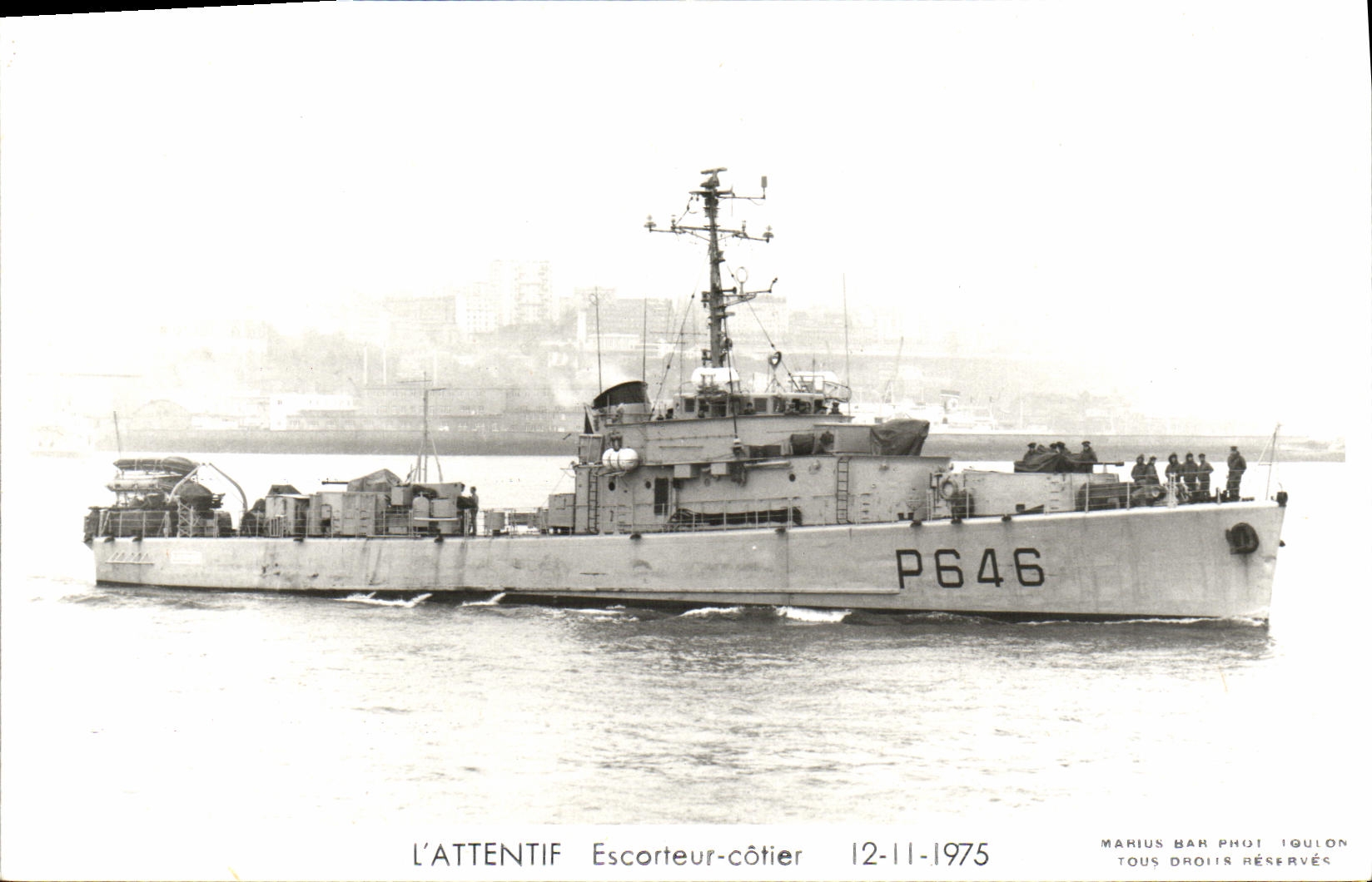 CPM Bateau Guerre L Attentif Escorteur Cotier 1975
