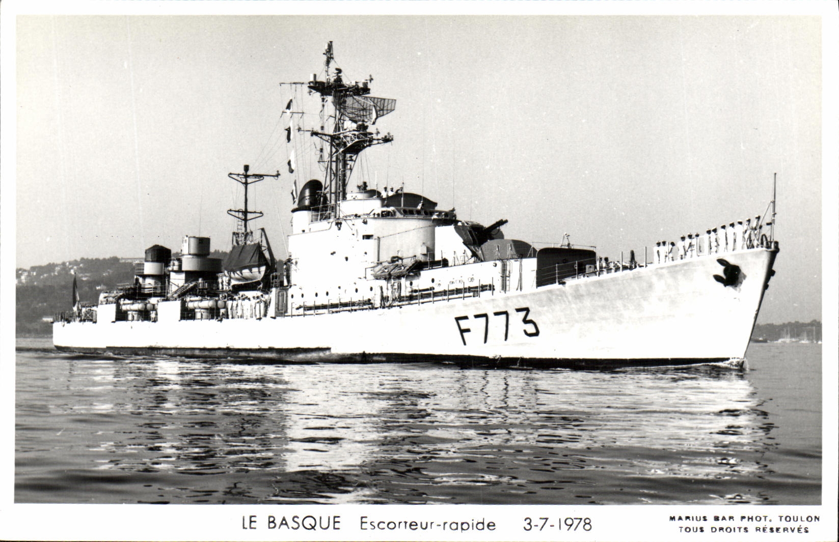 CPM Bateau Guerre Le Basque Escorteur rapide 1978