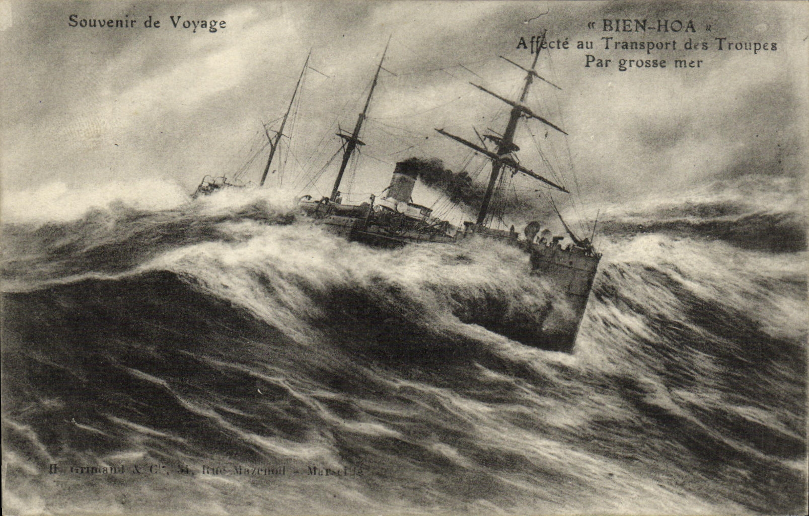 CPA Bateau Guerre Souvenir de Voyage Bien Hoa Affecte au transport des troupes par grosse mer