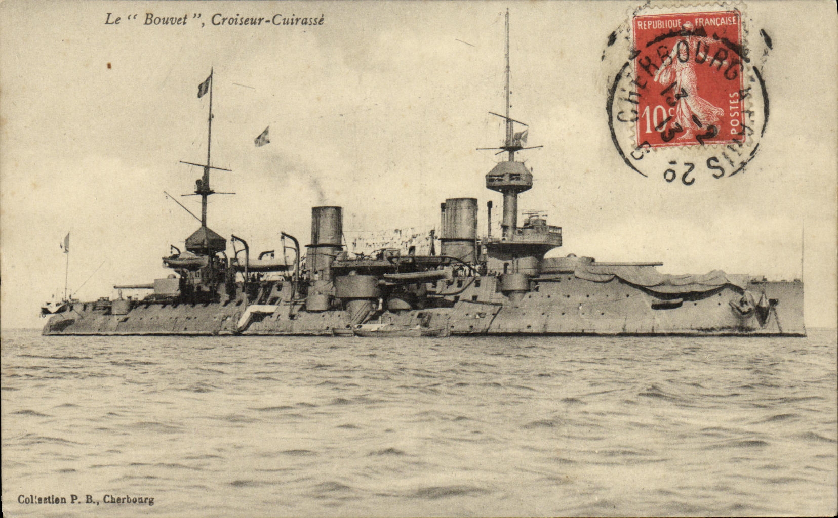 CPA Bateau Guerre Le Bouvet Croiseur Cuirasse 