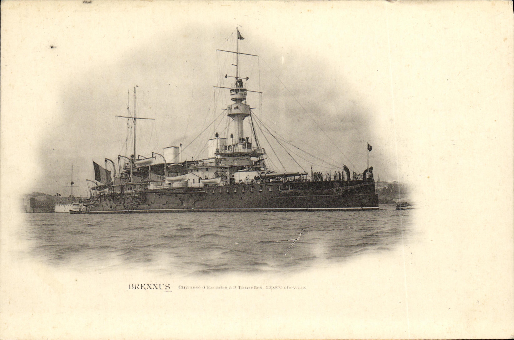 CPA Bateau Guerre Brennus 