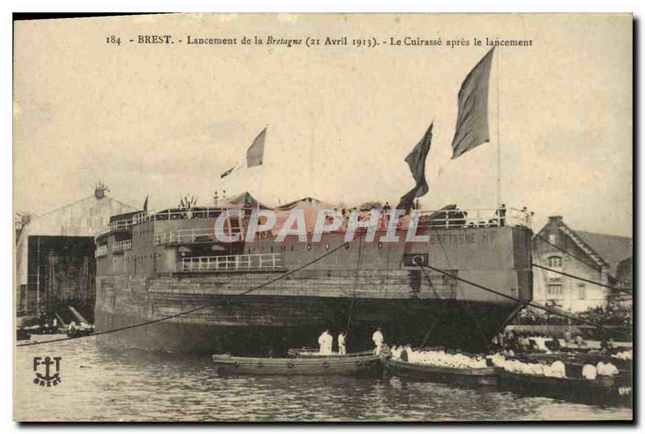 Brest - Lancement de la Bretagne (21 Avril 1913) - Le Cuirassé après le lancement
