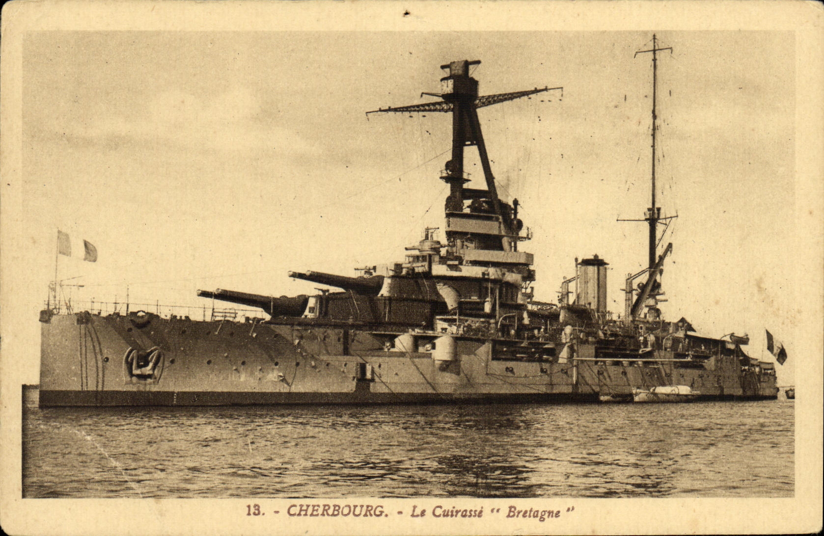 Cherbourg - Le Cuirassé "Bretagne" — éditeur A. Becquemin-Ronpard, n°13