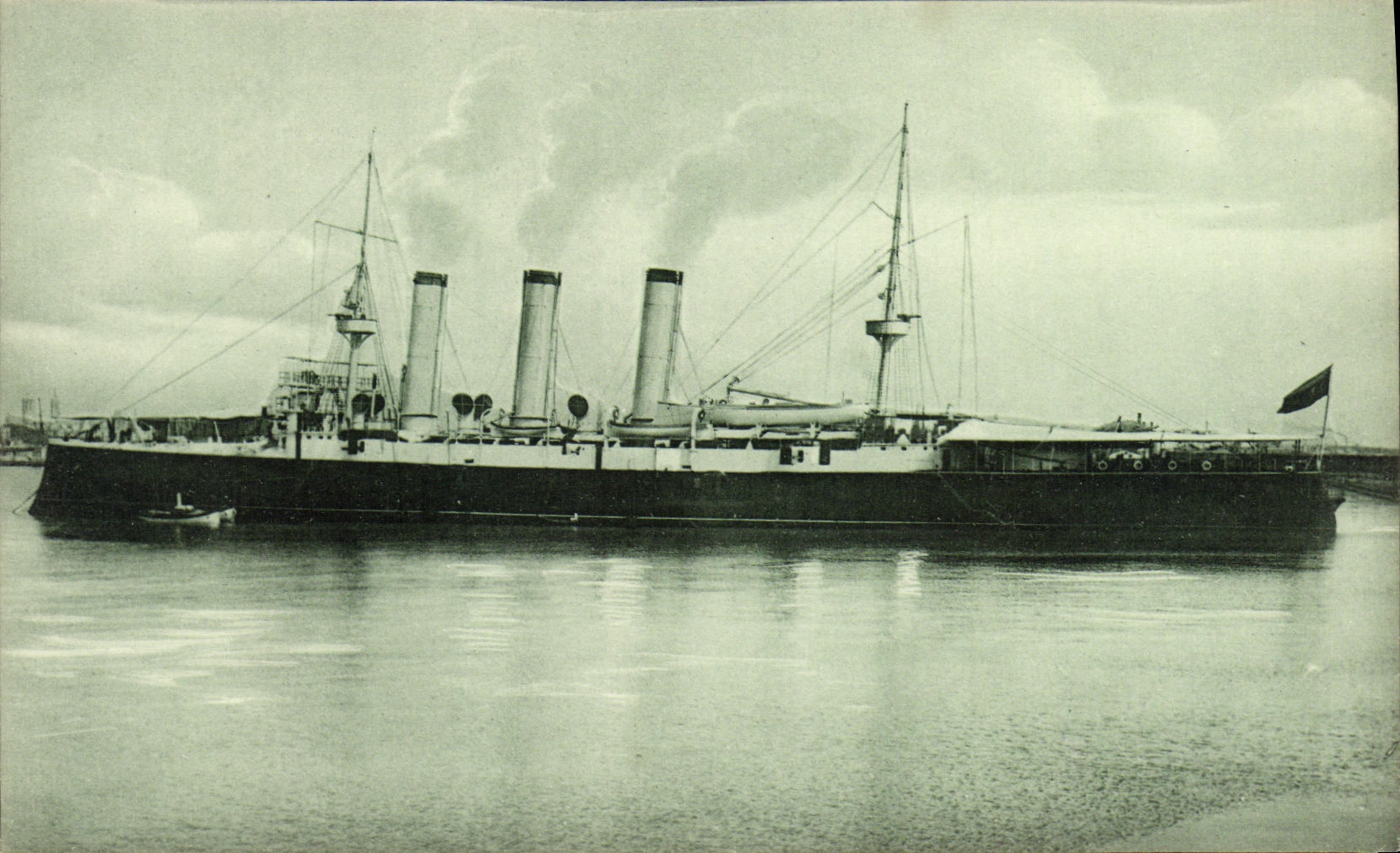 CPA Bateau Guerre Crucero protegido de primera clase Carlos V