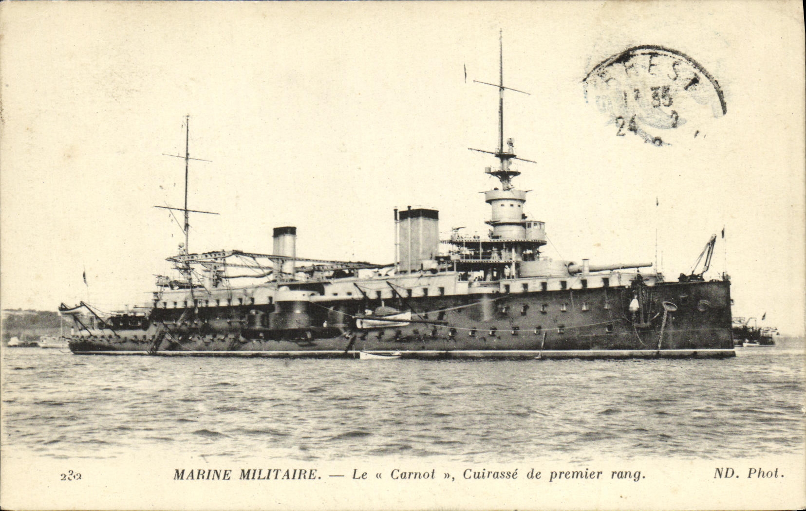 CPA Bateau Guerre Marine Militaire Le Carnot Cuirasse de premier rang