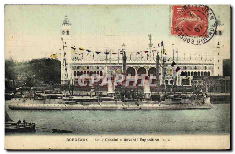 Bordeaux — Le « Cassini » devant l'Exposition — E. W.