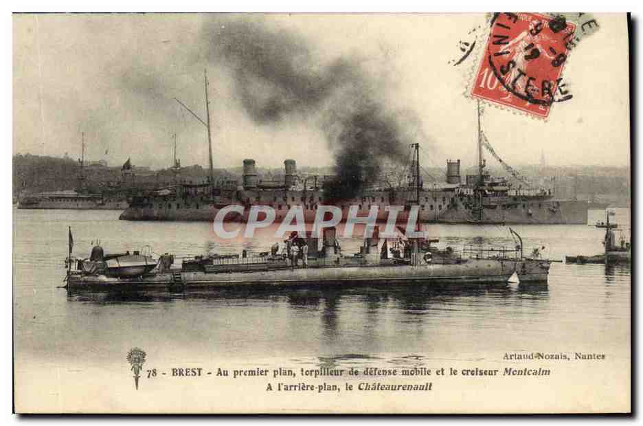 BREST — En primer plano, torpedero de defensa móvil y el crucero Mentcalm; en segundo plano, el Châteaurenault — Artaud-Nozaïs, Nantes