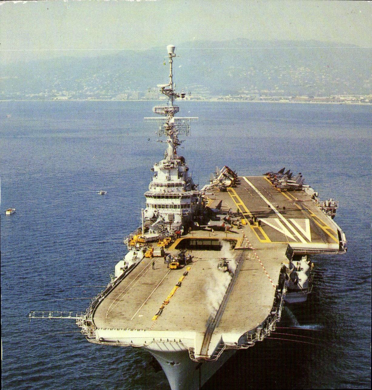 CPM Bateau Guerre Le Porte Avions Clemenceau en Rode de Villefranche