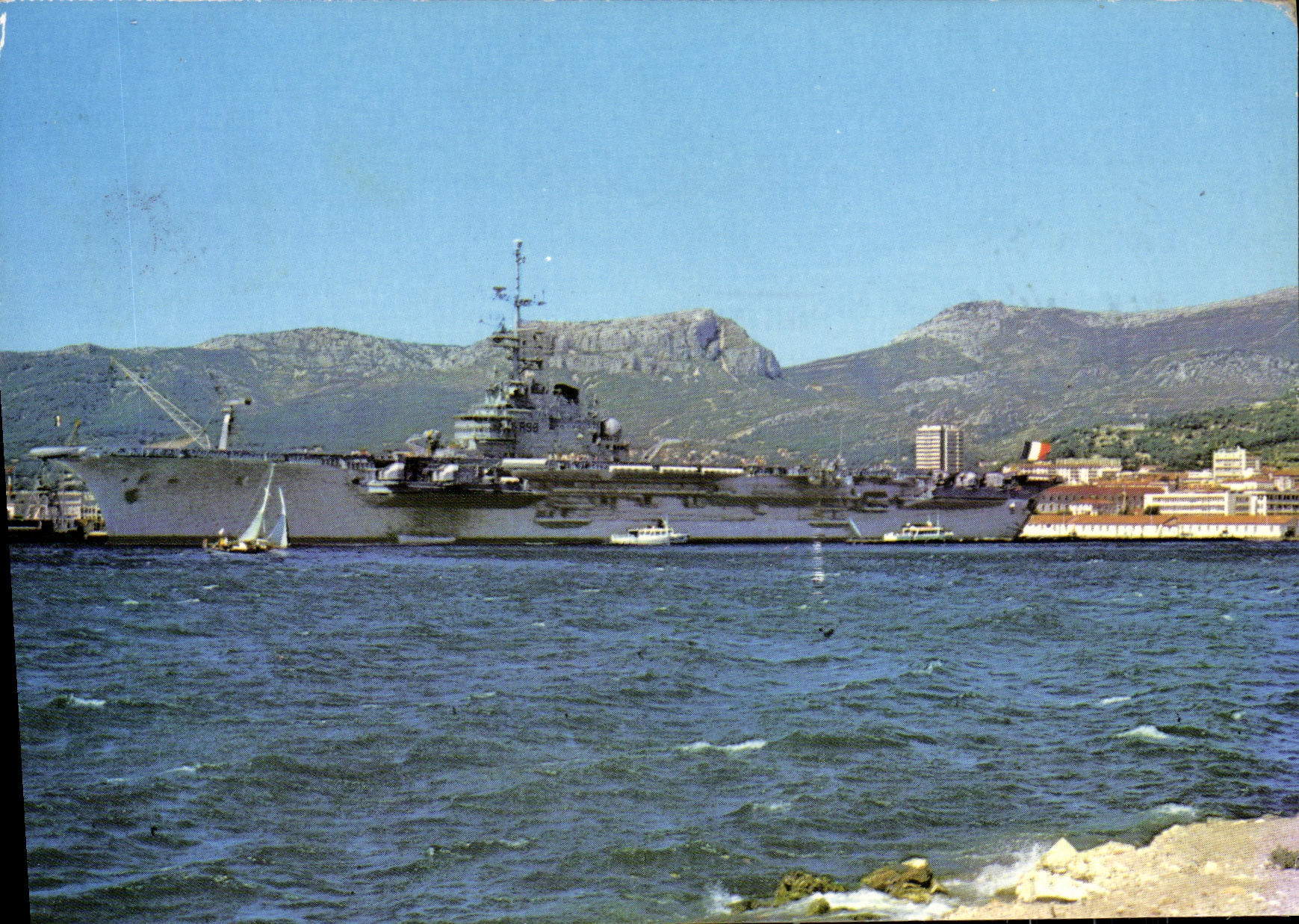 Porte-avions "Le Clemenceau" — Toulon — Éditions GAI SOLEIL