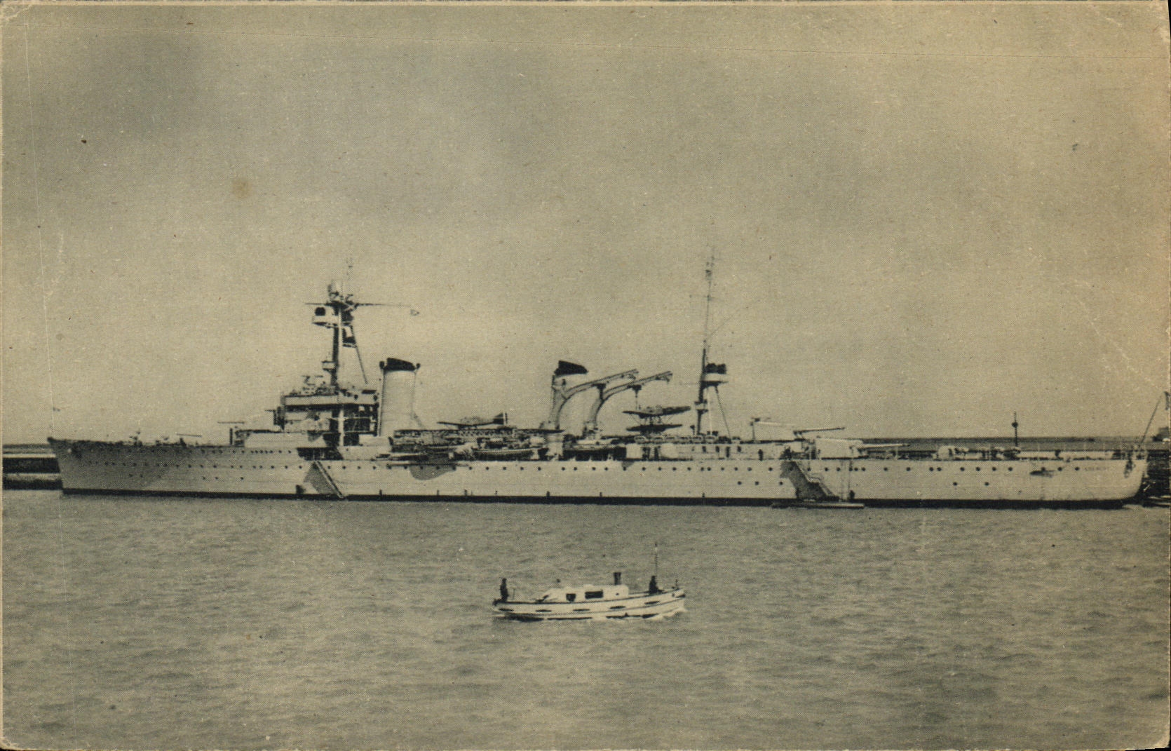 CPA Bateau Guerre Croiseur Lance Missiles Colbert