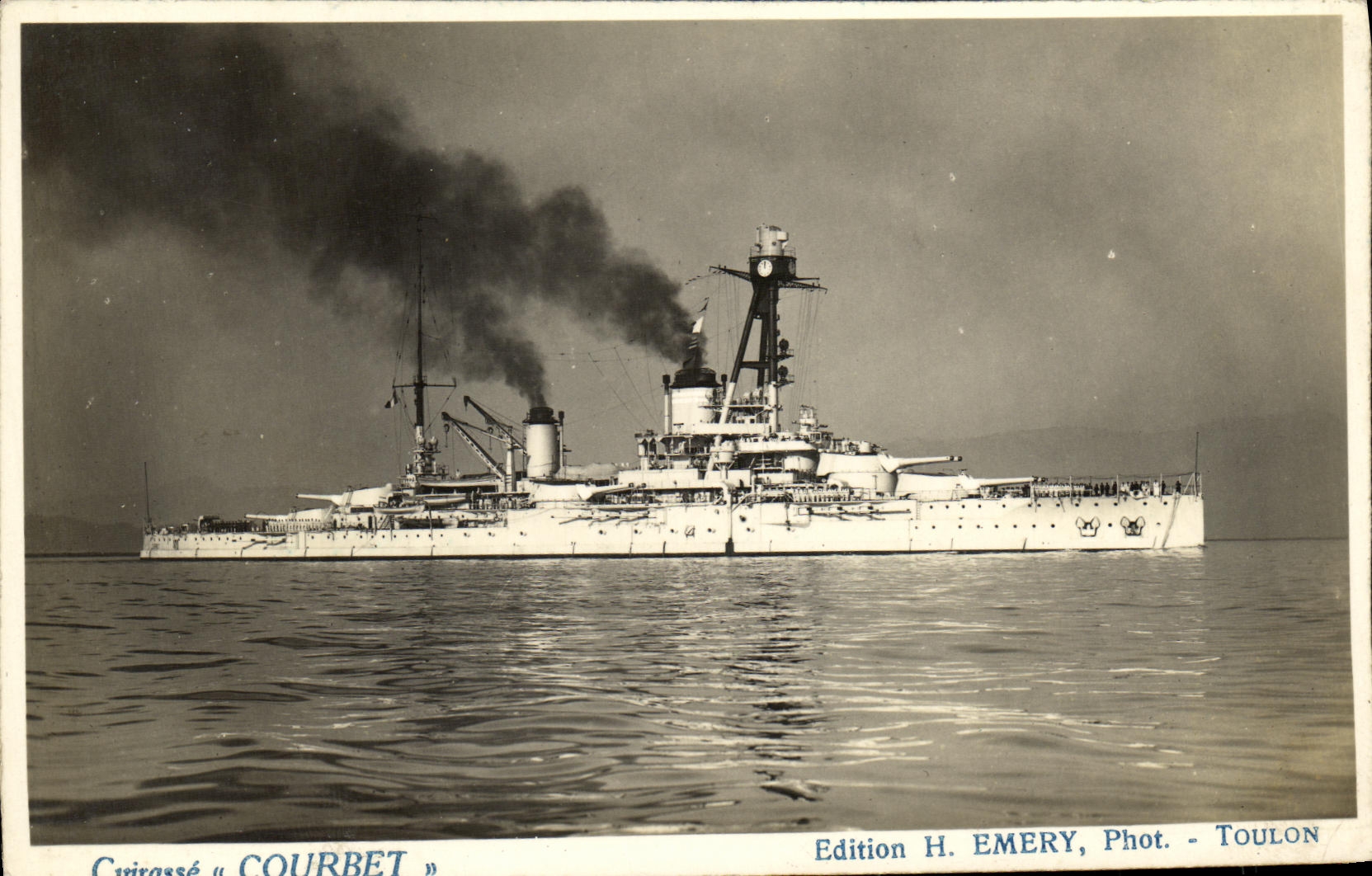 CPM Bateau Guerre Cuirasse Courbet 