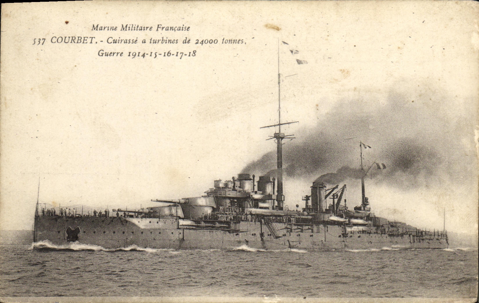 CPA Bateau Guerre Courbet Cuirasse a Turbines de 24000 tonnes