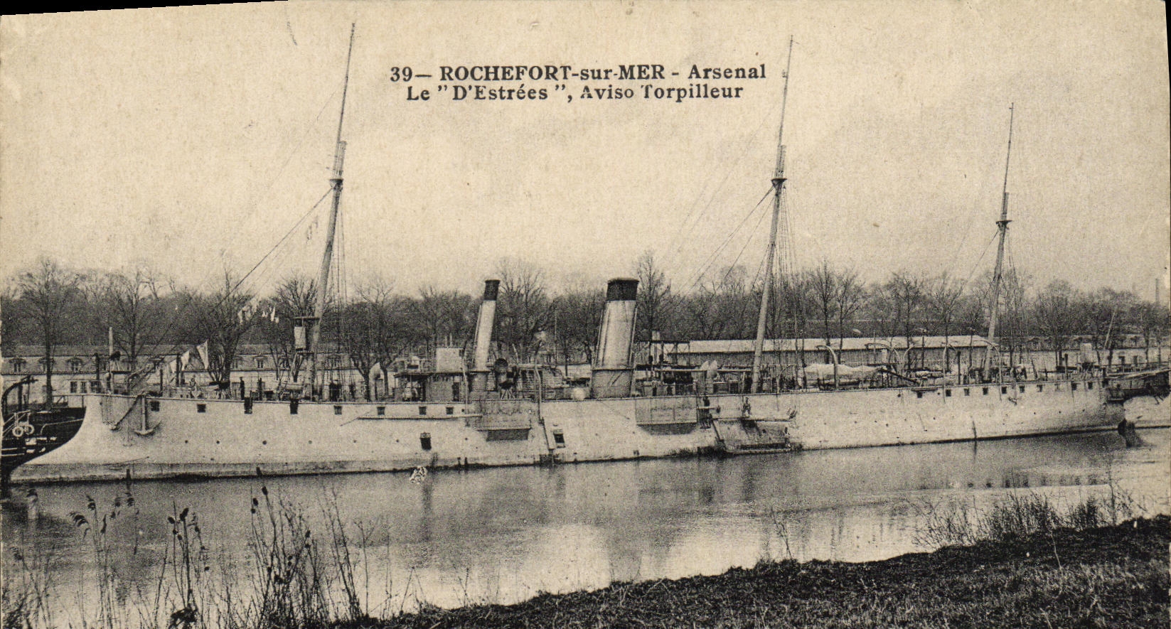 CPA Bateau Guerre Rochefort Sur Mer Arsenal Le D Estrees Aviso torpilleur 
