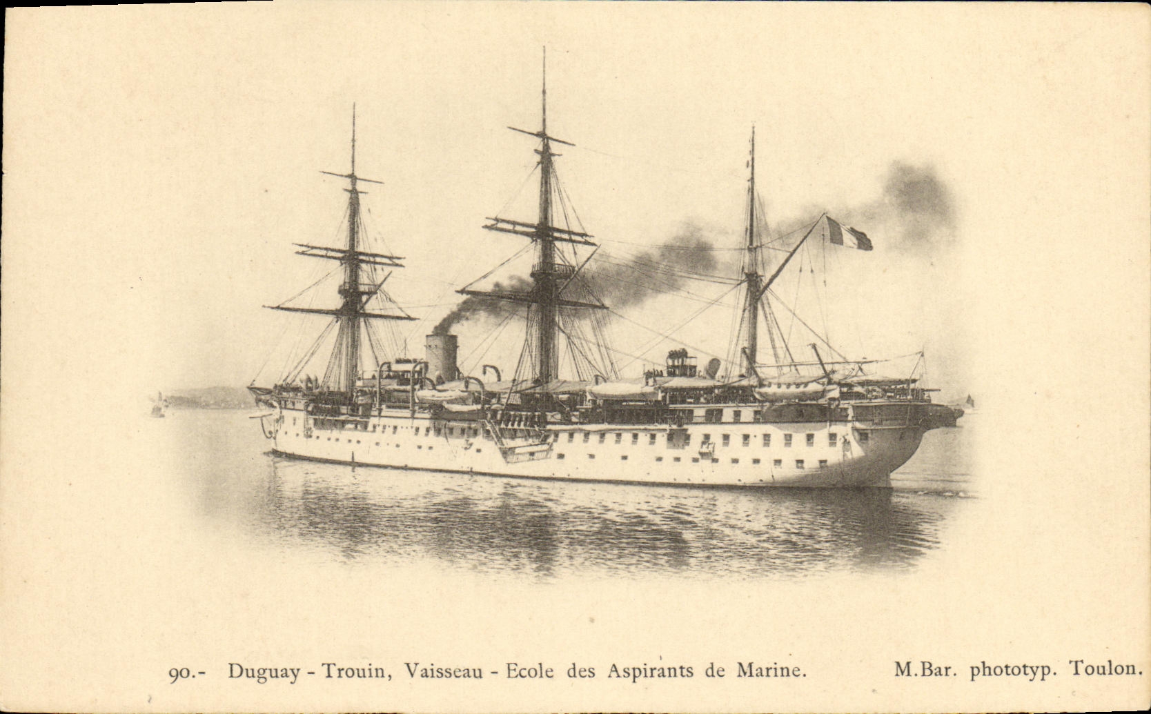 CPA Bateau Guerre Duguay Trouin Visseau Ecole des Aspirants de Marine