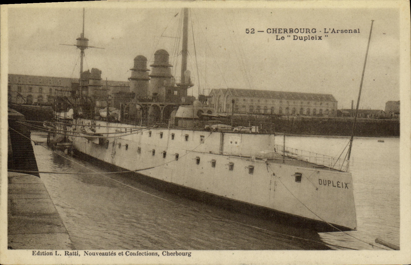 Cherbourg - L'Arsenal - Le "Dupleix"